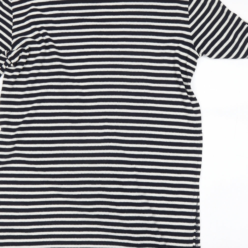 Brand and care label for Glamorous women’s blue striped basic t-shirt, size S