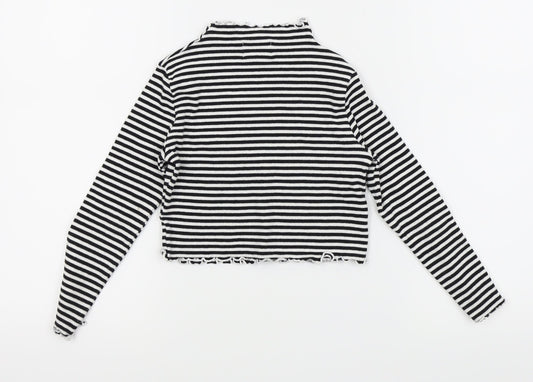I love girls wear Girls White Striped Basic T-Shirt Size 7 Years