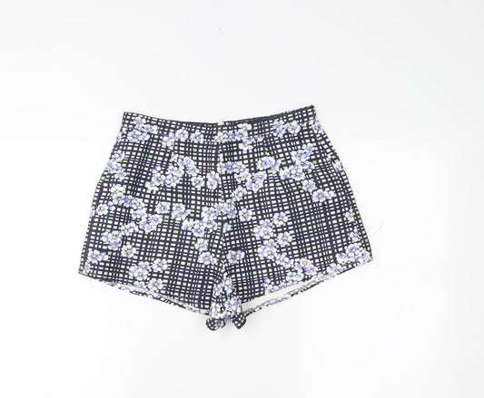 Additional front view of Missguided women’s black floral hot pants shorts, size UK 10