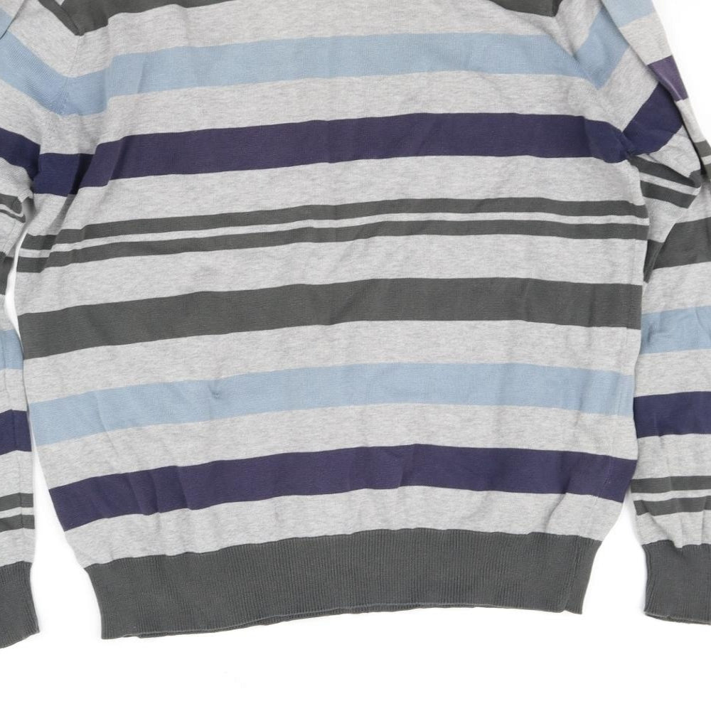 Brand and care label for Cedarwood State men’s grey striped jumper, size L