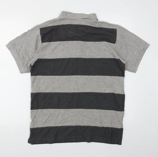 Umbro Mens Green Striped   Polo Size M