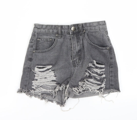 Additional front view of PRETTYLITTLETHING women’s grey cut-off shorts, size UK 6