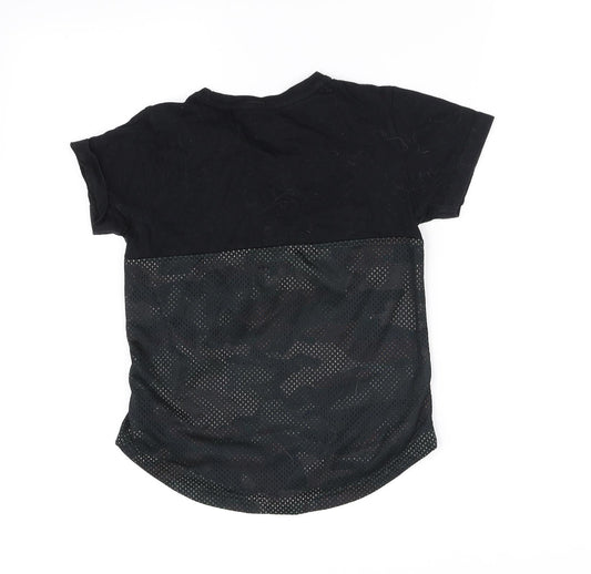 brk lyn Boys Black Basic T-Shirt Size 6-7 Years