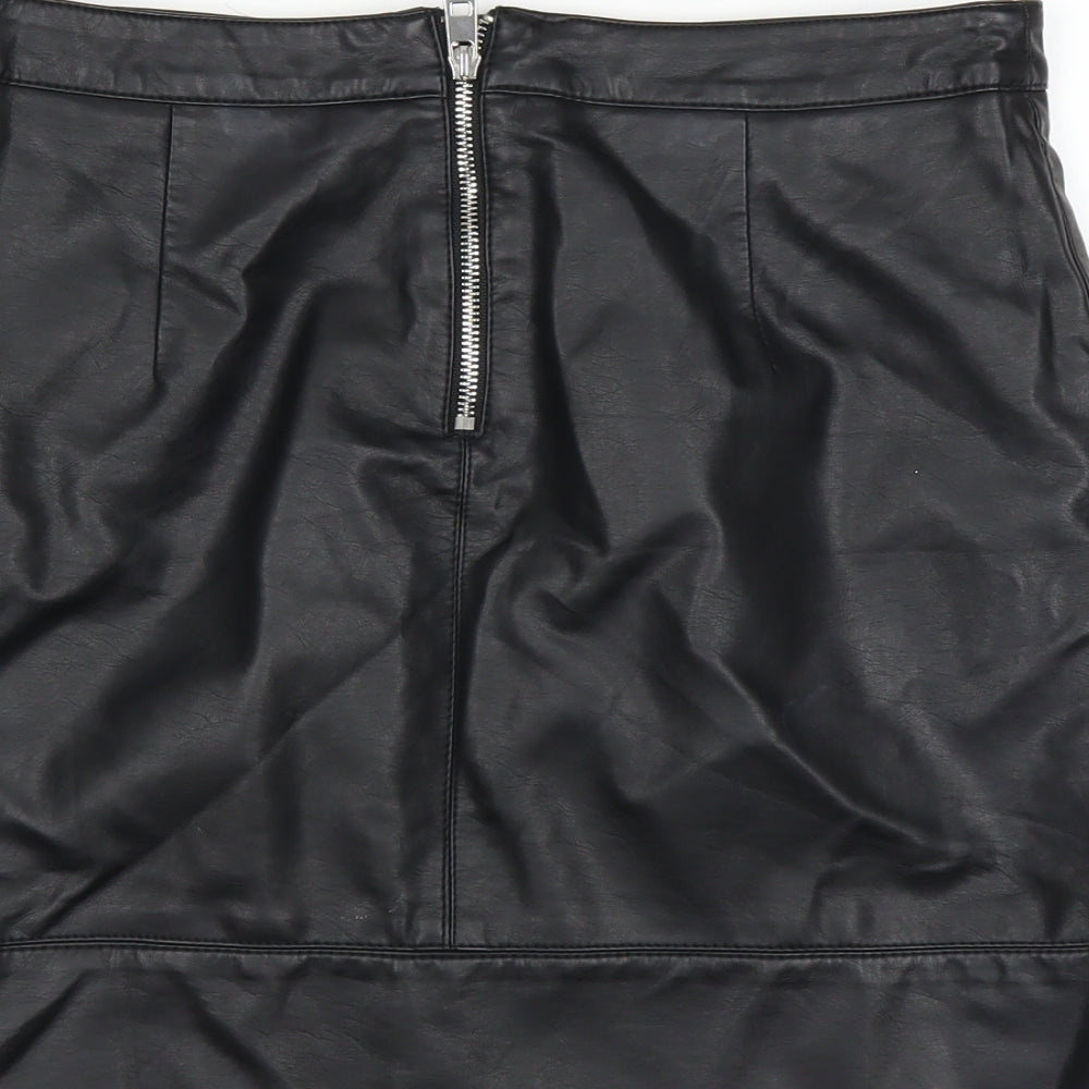 Brand and care label for Dorothy Perkins women’s black a-line skirt, size UK 8