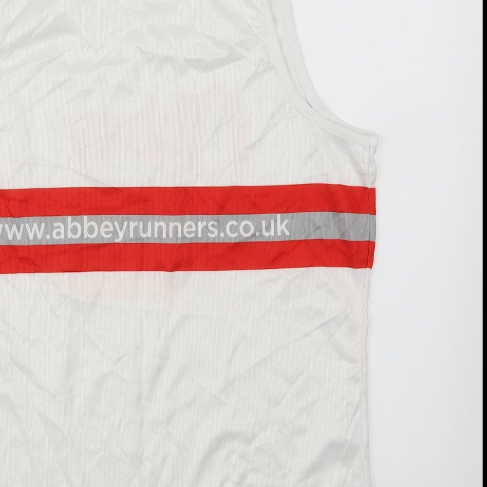 Brand and care label for Abbey Runners men’s white striped basic tank, size M