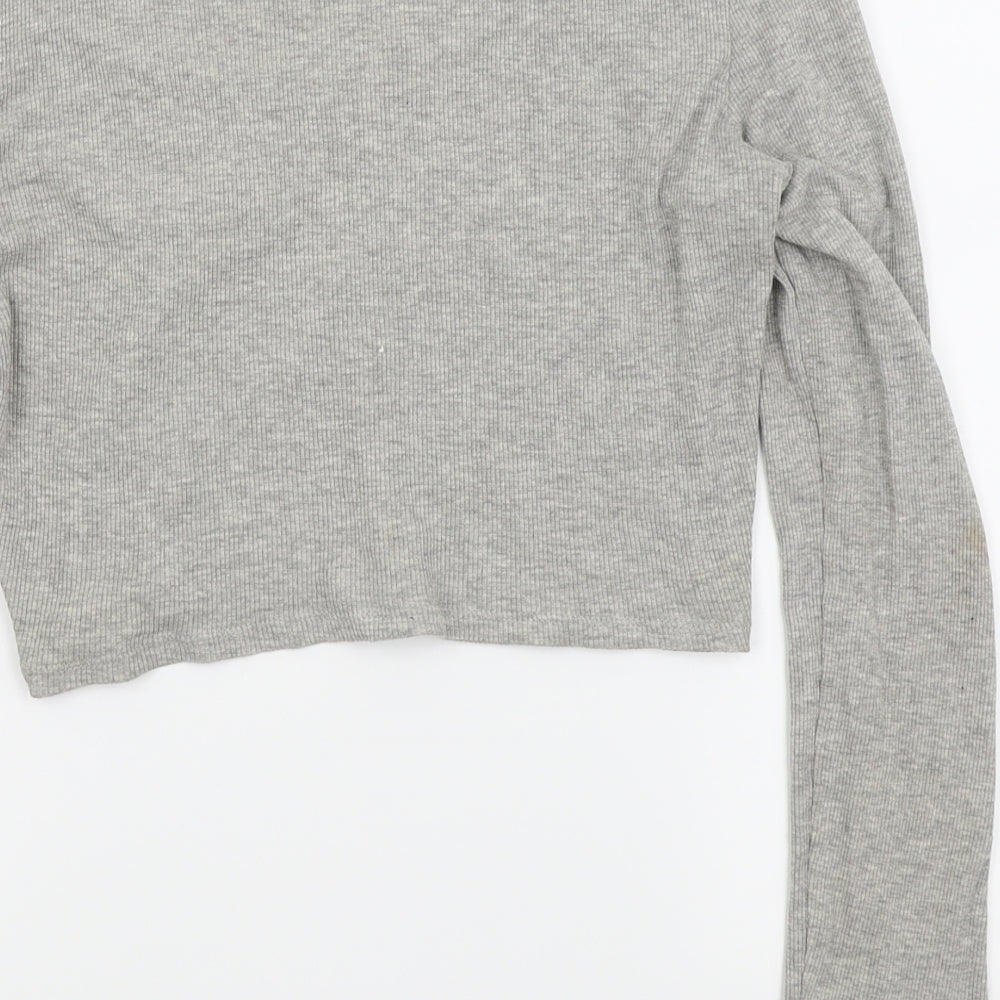 Brand and care label for ASOS women’s grey basic t-shirt, size UK 14