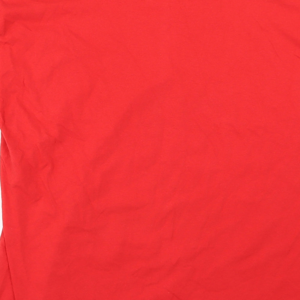 Brand and care label for Fruit of the Loom men’s red jersey t-shirt, size L, - santa