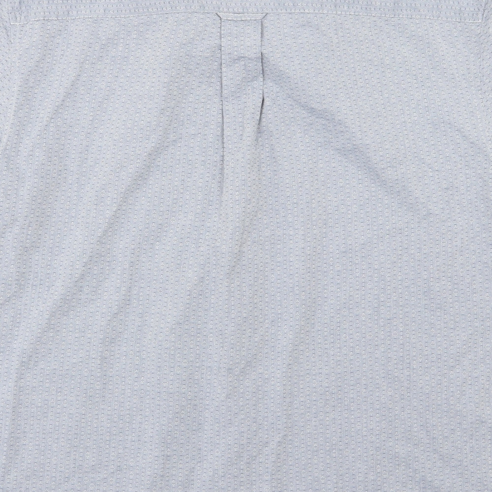 Brand and care label for Admiral men’s blue woven button-up, size XL