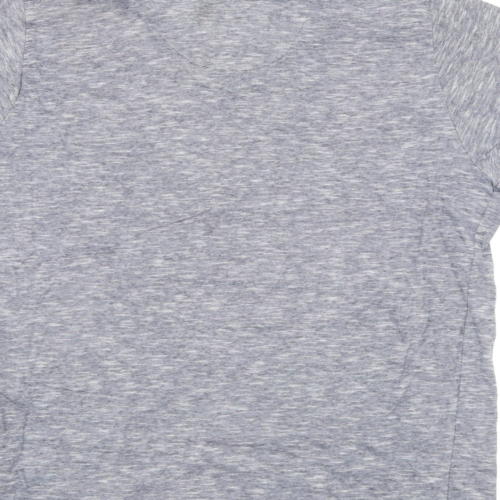 Brand and care label for Twisted Soul men’s grey polo, size L