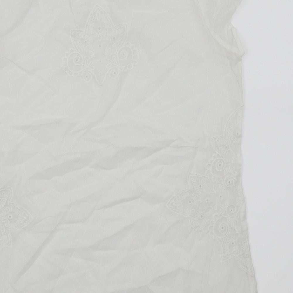 Brand and care label for collection by vackmox women’s white floral basic blouse, size UK 38