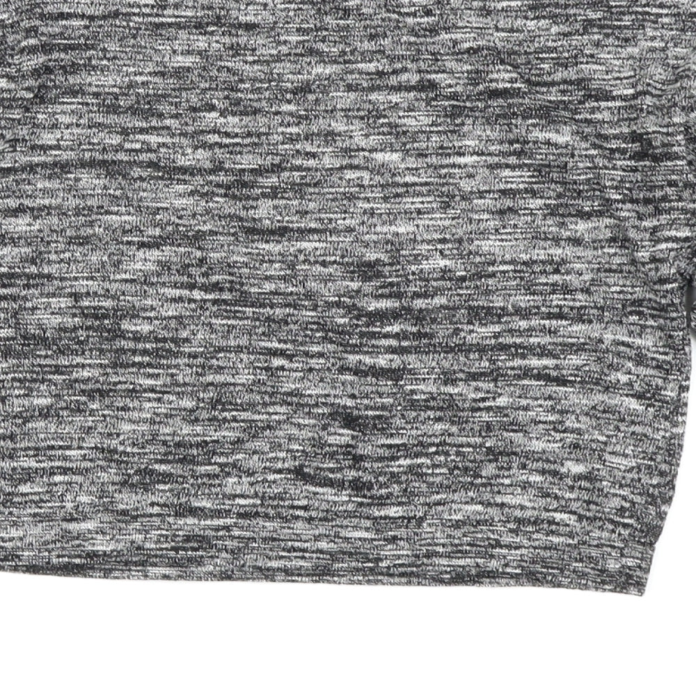 Brand and care label for Noisy May women’s grey basic t-shirt, size XS
