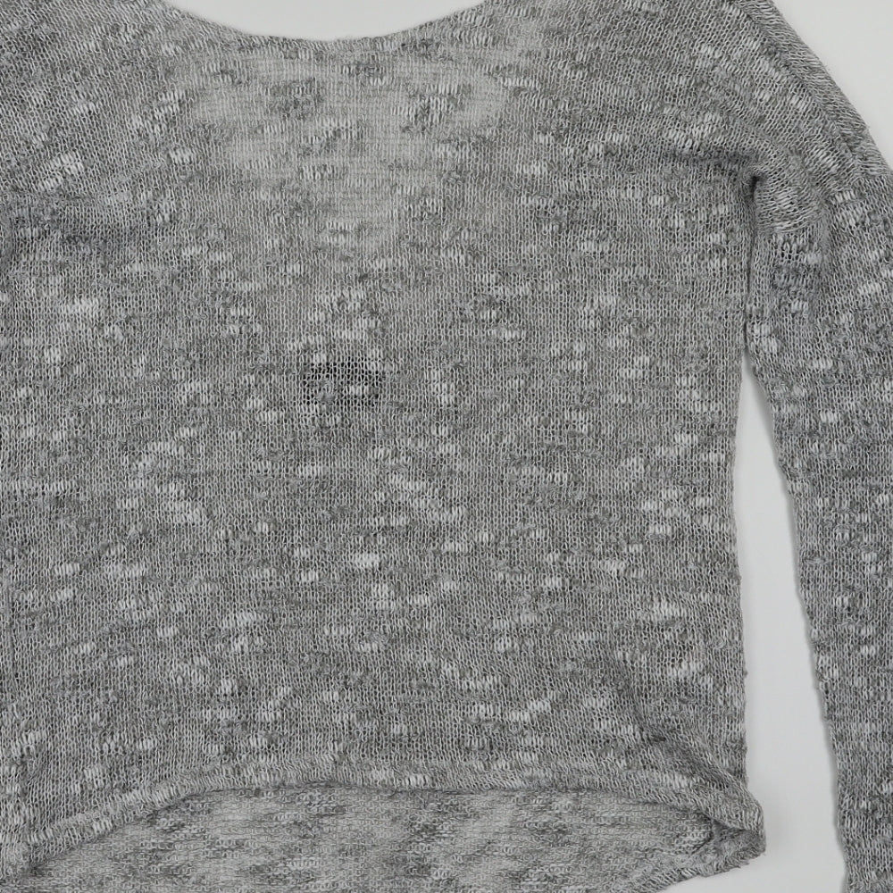 Brand and care label for VILA women’s grey floral basic t-shirt, size XS