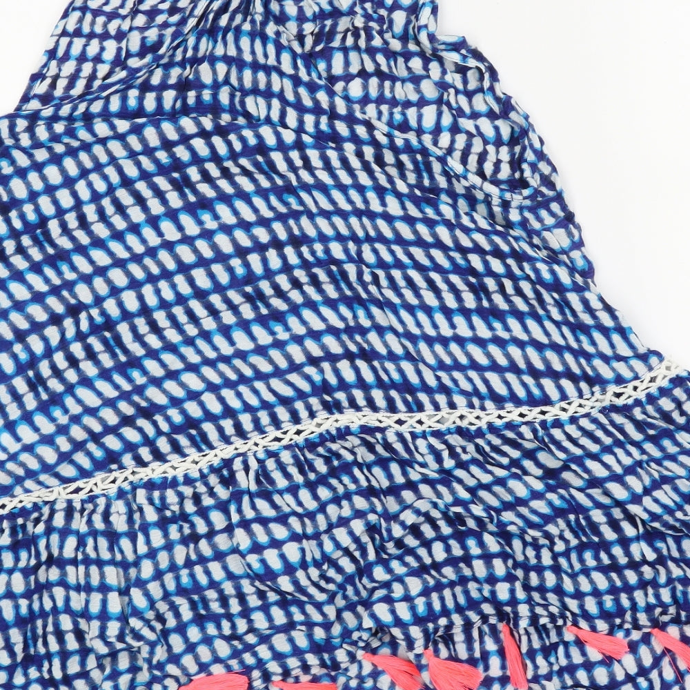 Brand and care label for Papaya women’s blue polka dot basic blouse, size S