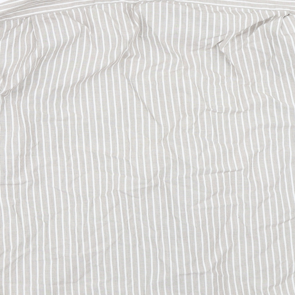 Brand and care label for Gap men’s beige striped button-up, size XL