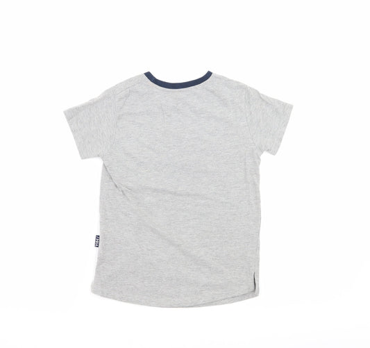 Primark Boys Grey Basic T-Shirt Size 5-6 Years