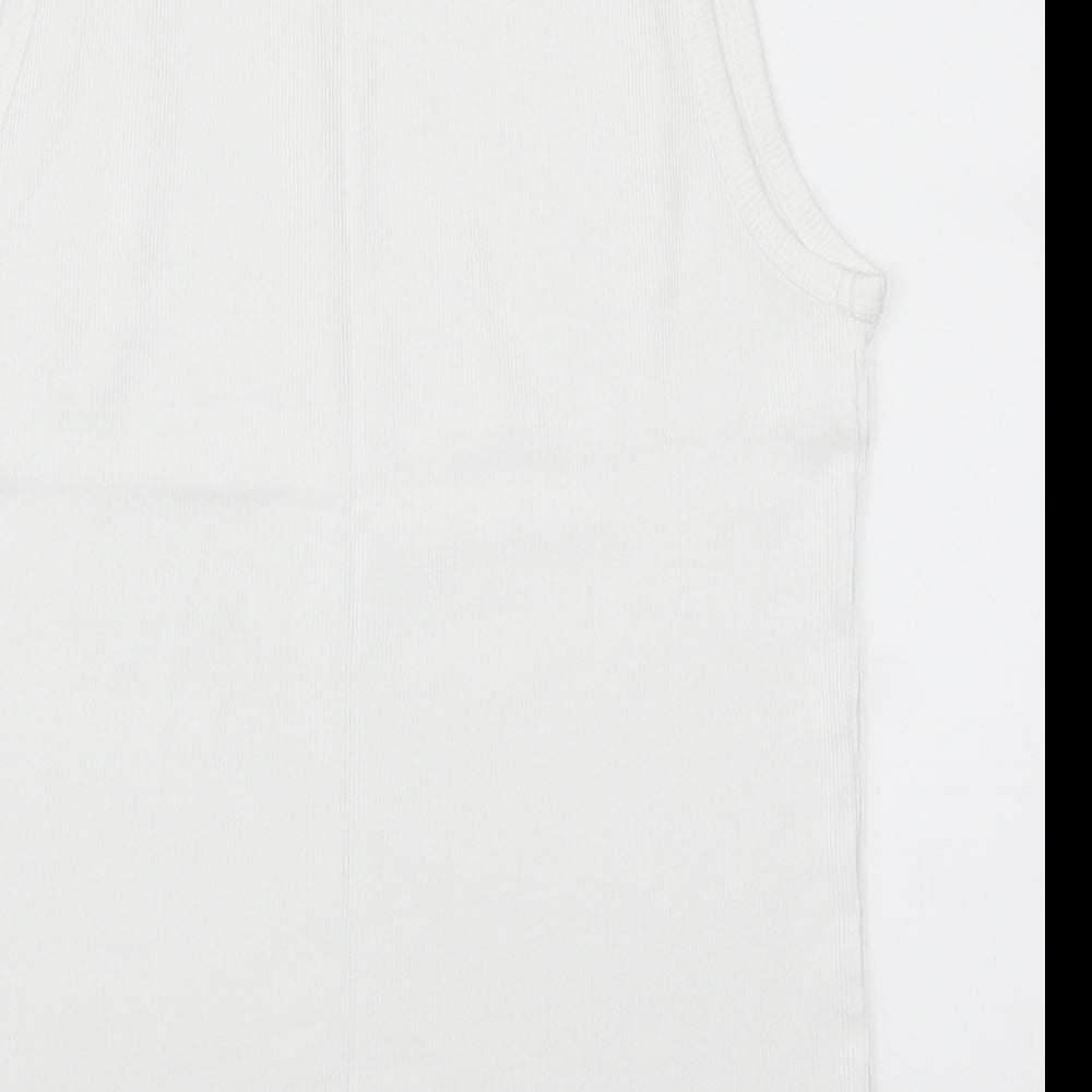 Brand and care label for Peacocks men’s white t-shirt, size L