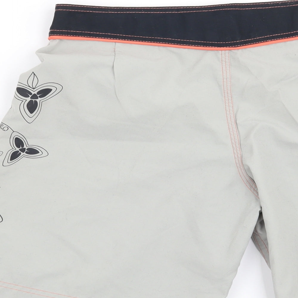 Preworn Womens Grey Floral Bermuda Shorts Size S
