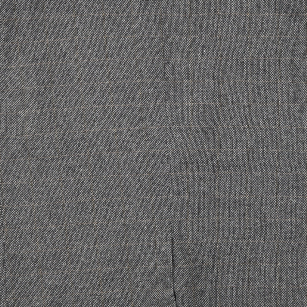 Brand and care label for Preworn men’s beige check jacket suit jacket