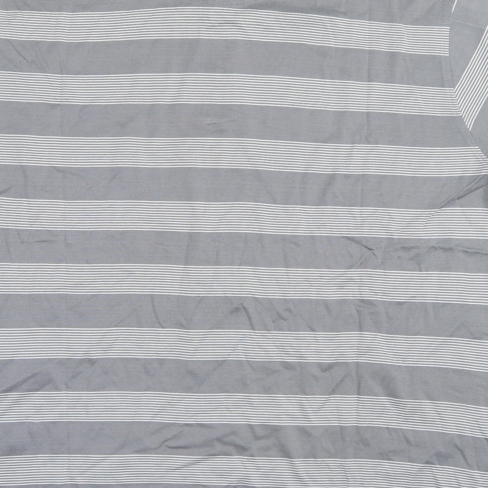 Brand and care label for Colin Montgomerie men’s grey striped polo, size L