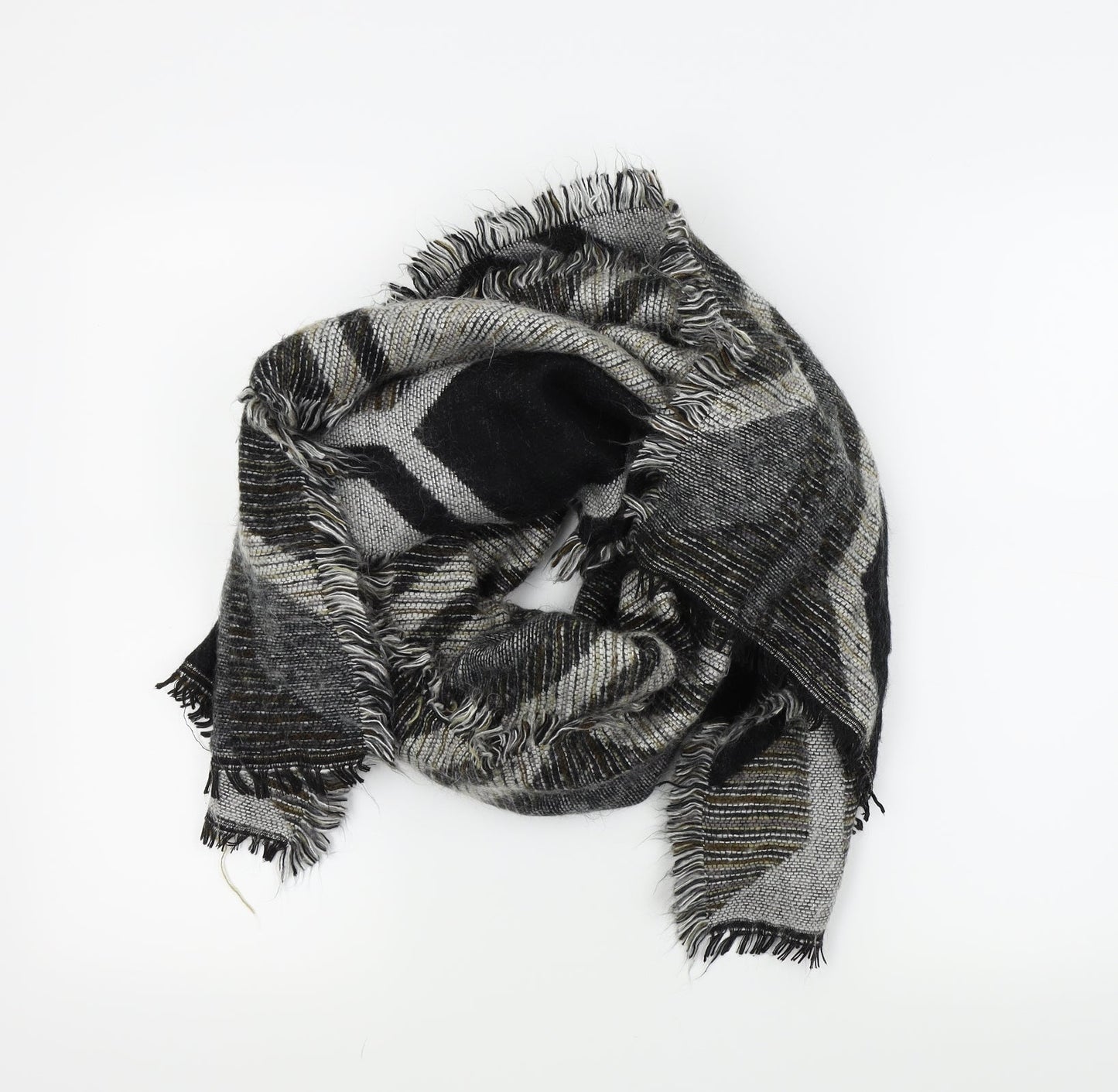 Preworn Womens Grey Scarf