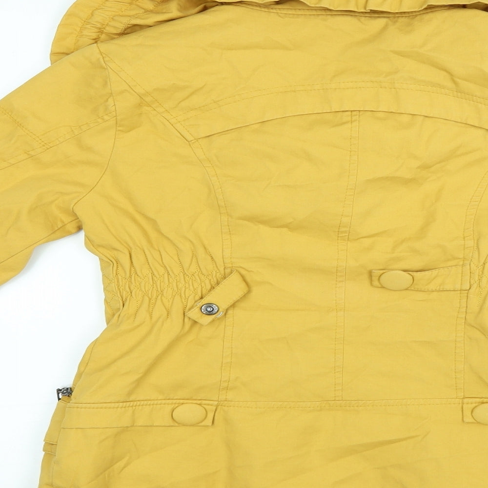 Brand and care label for Fashion M women’s yellow jacket coat, size S