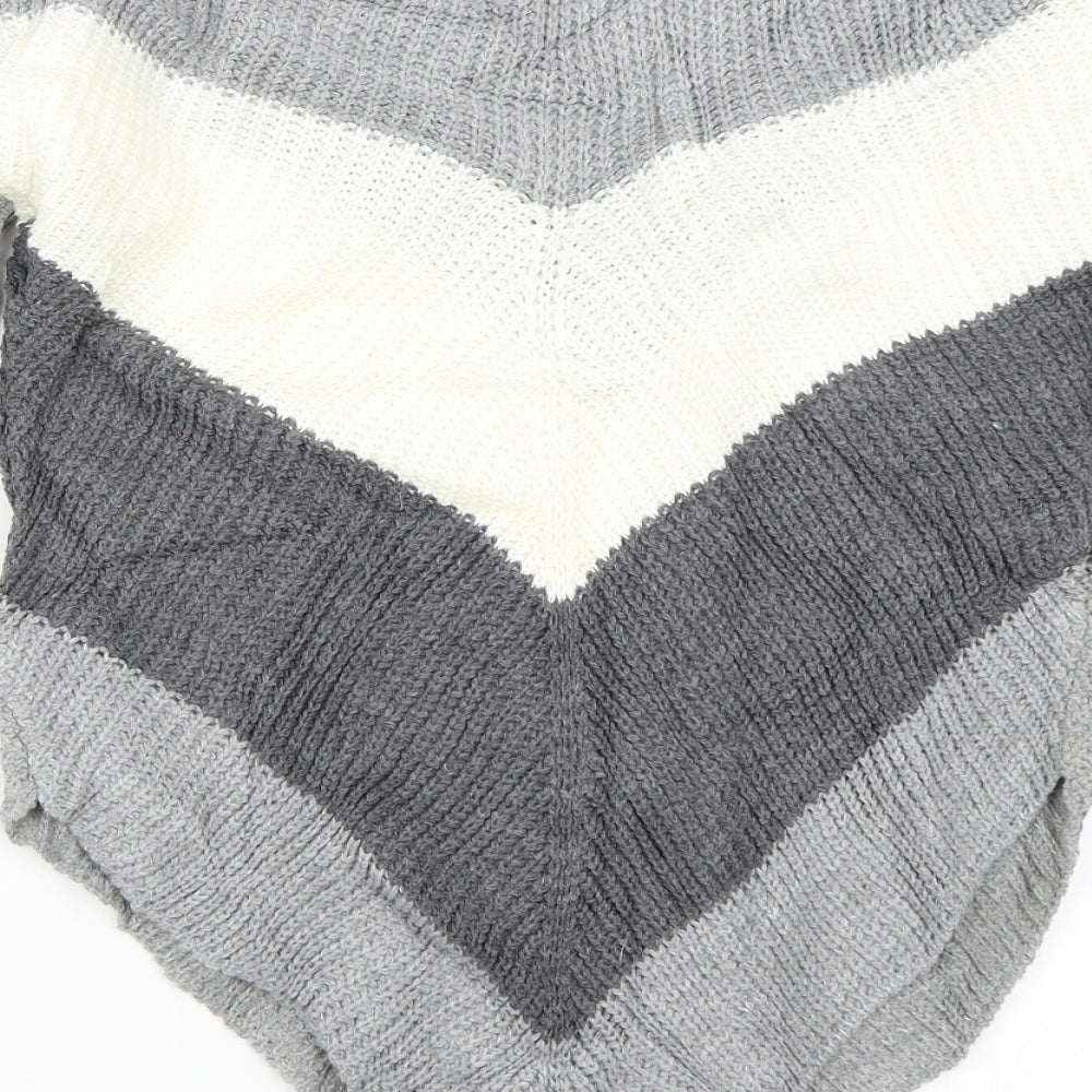 Brand and care label for Select women’s grey jumper, size M