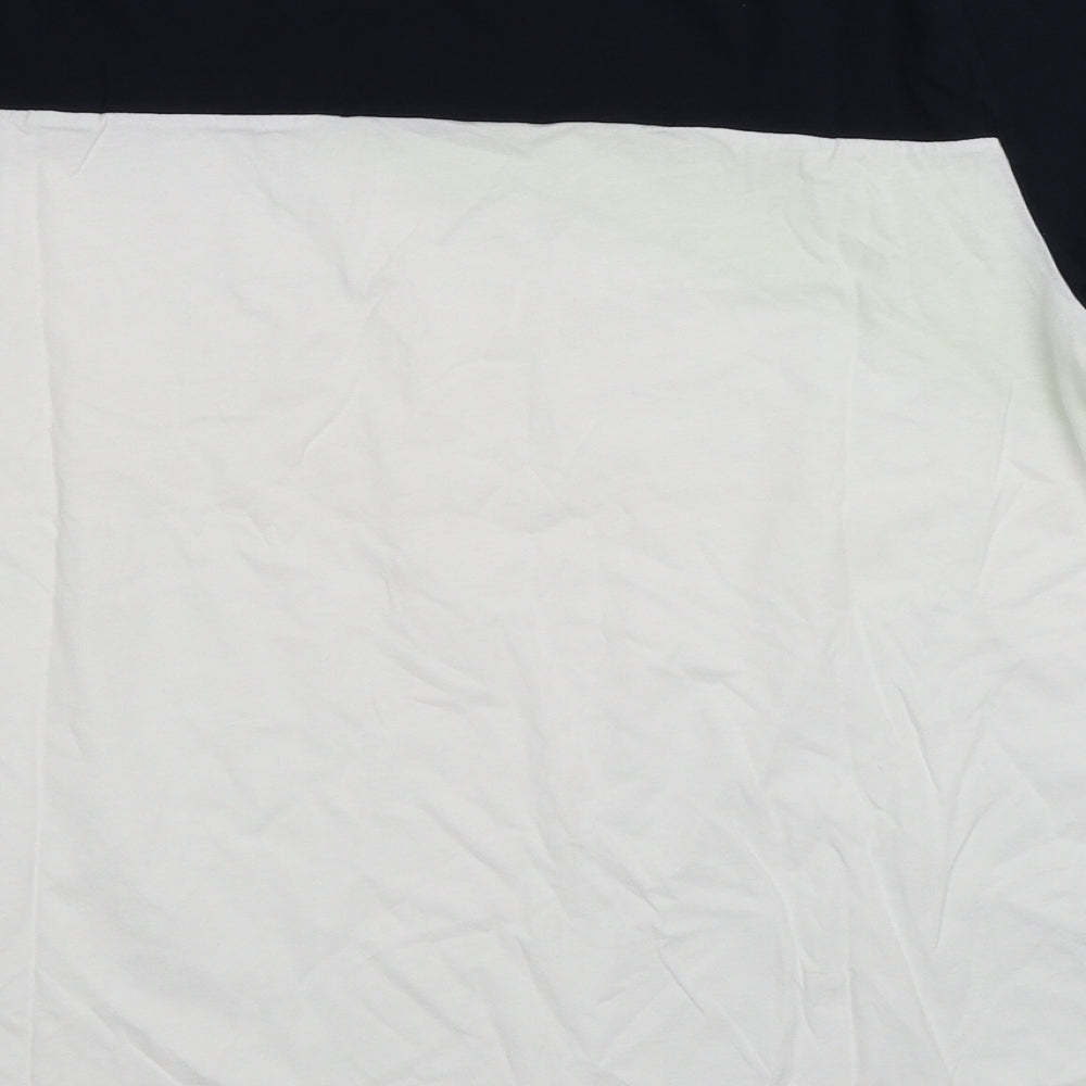 Brand and care label for US Auth men’s white colourblock t-shirt, size L