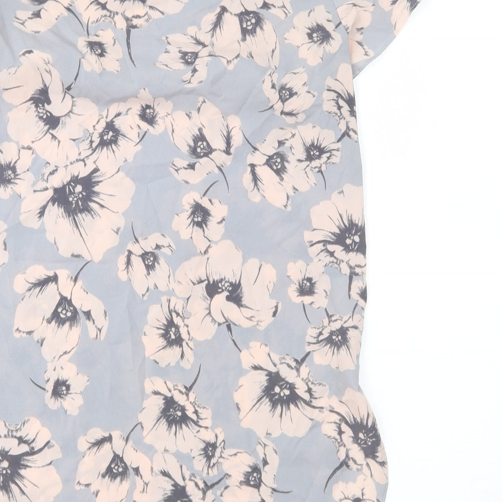 Brand and care label for New Look women’s grey floral basic blouse, size UK 6