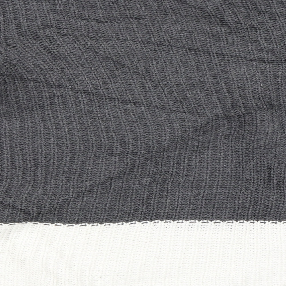 Brand and care label for Gap women’s grey jumper, size XS