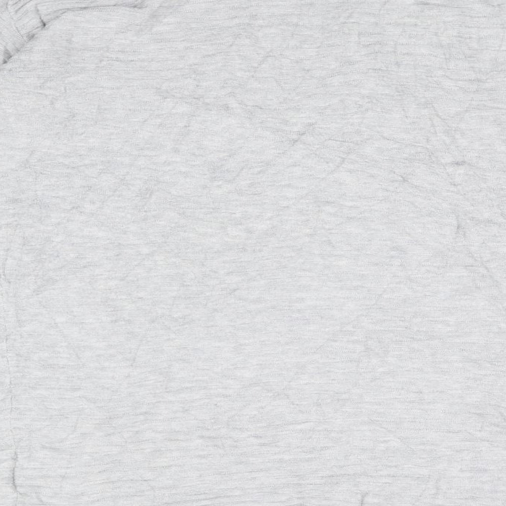 Brand and care label for Gap women’s grey jumper, size M
