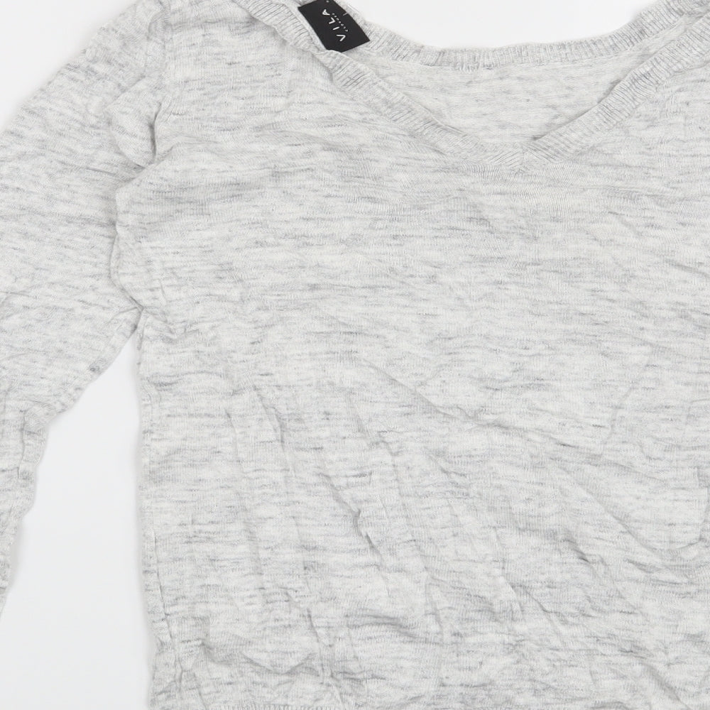 Brand and care label for VILA women’s grey jumper, size S