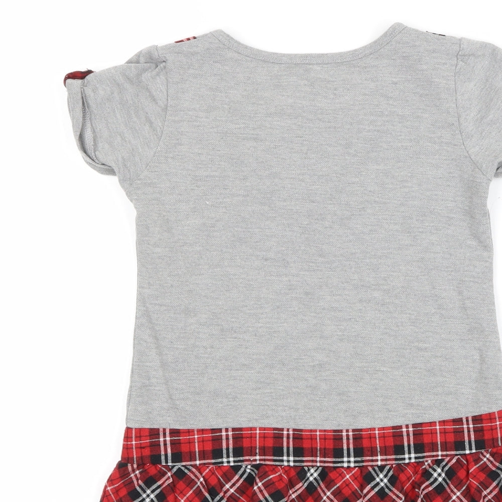 Brand and care label for Beverly Hills Polo Club women’s grey mini set, size S