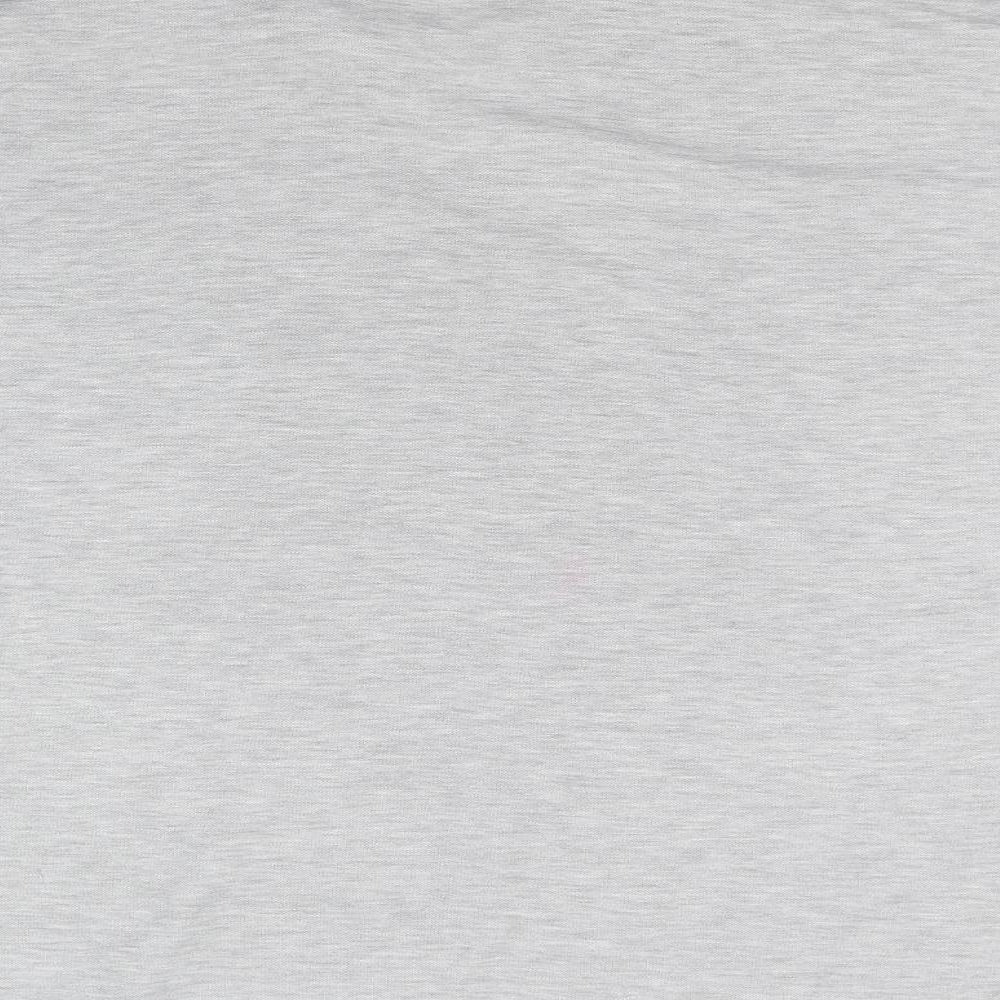 Brand and care label for Oasis men’s grey polo, size L