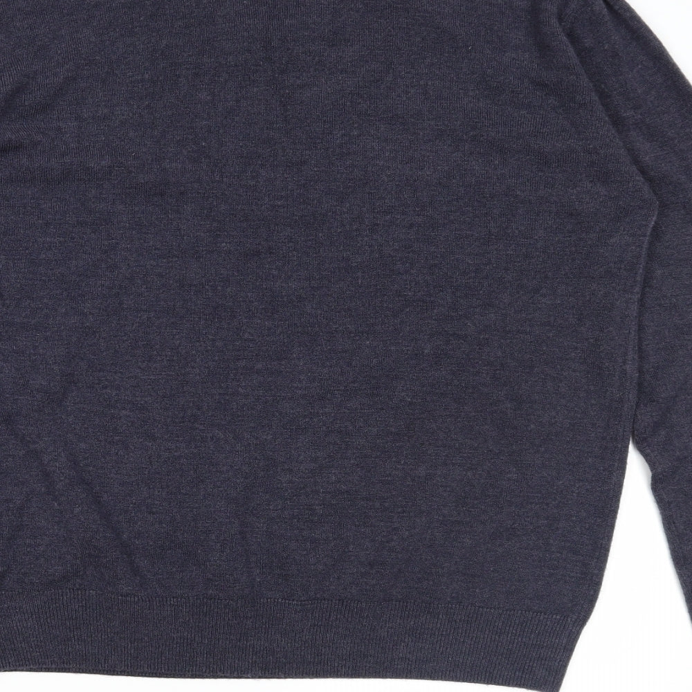 Brand and care label for Kingston men’s blue jumper, size L