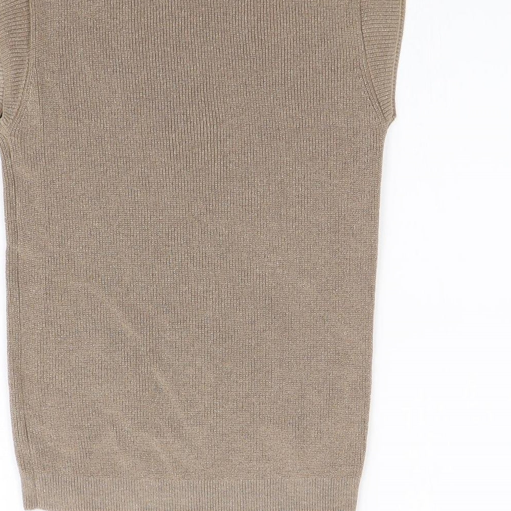 Brand and care label for RR women’s brown pullover sweatshirt, size S