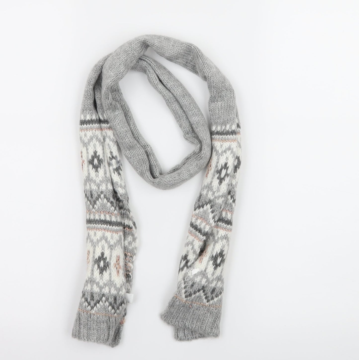 Front view of Bonmarché women’s grey geometric knit scarf