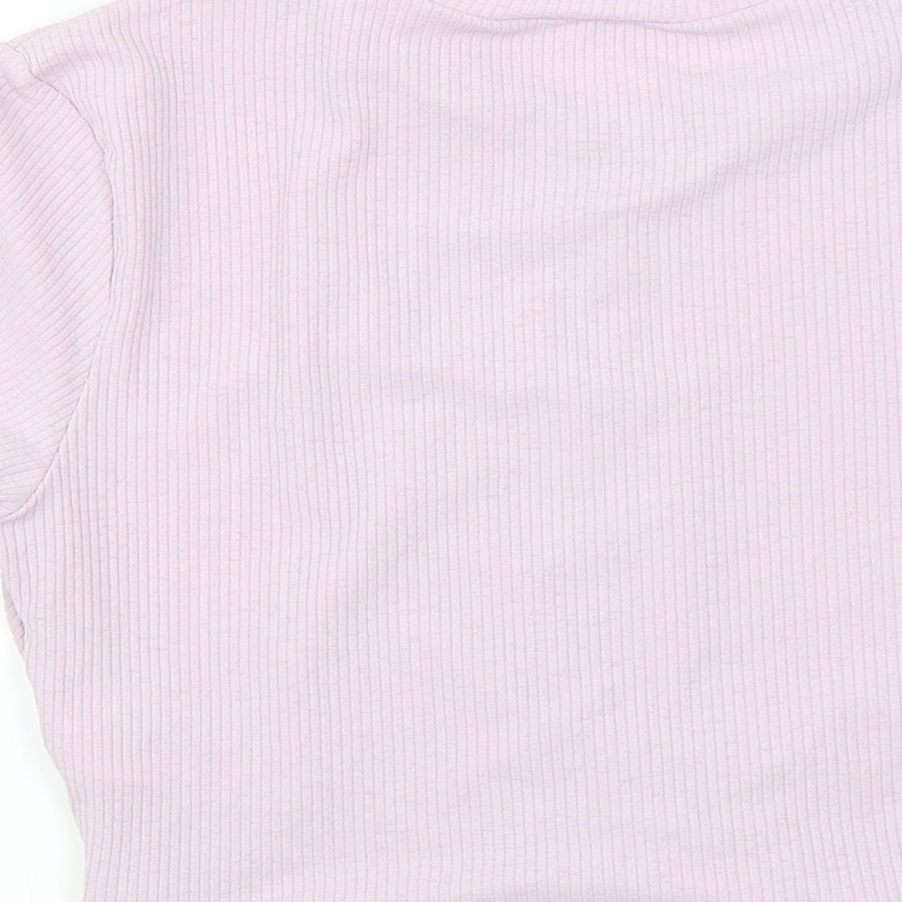 Brand and care label for H&M women’s purple basic t-shirt, size L