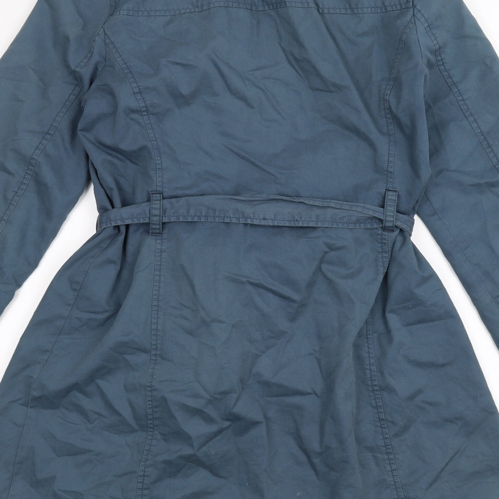 Brand and care label for Old Navy women’s blue overcoat coat, size M