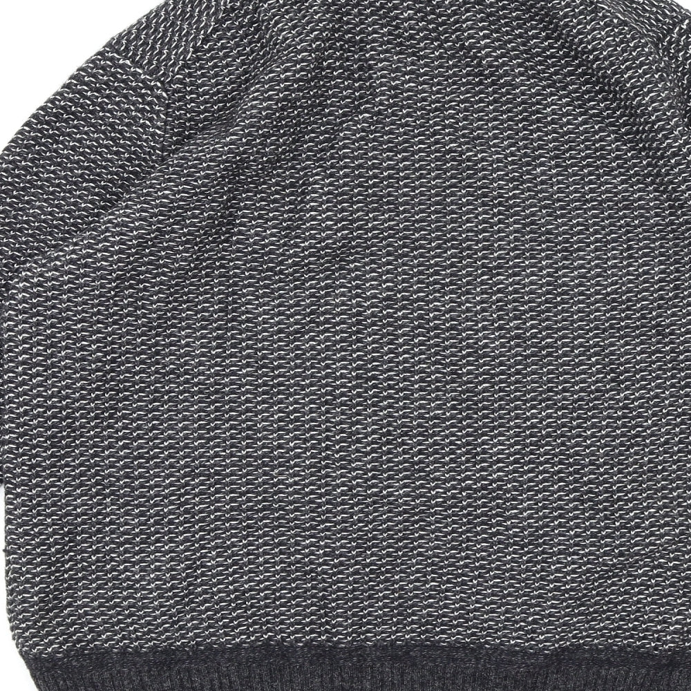 Brand and care label for Blue Harbour men’s blue knit jumper, size S