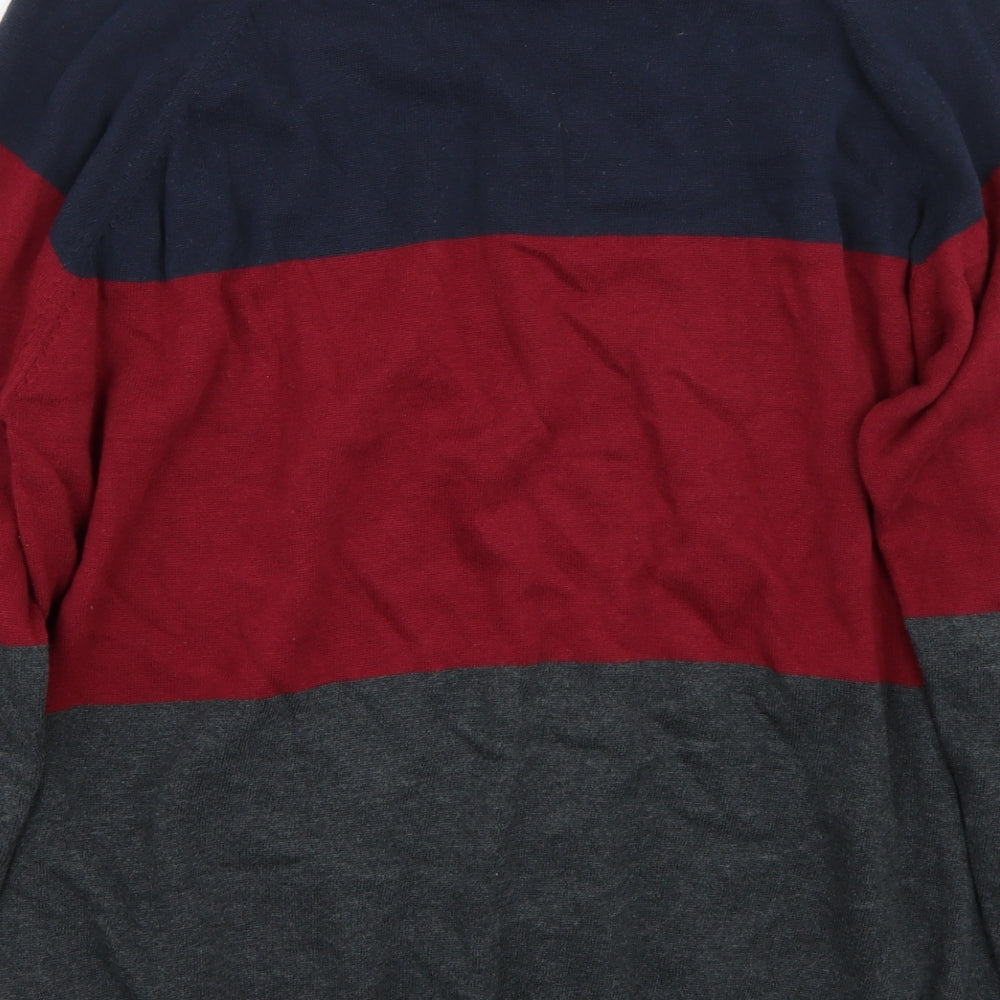 Brand and care label for ACW85 men’s grey jumper, size L