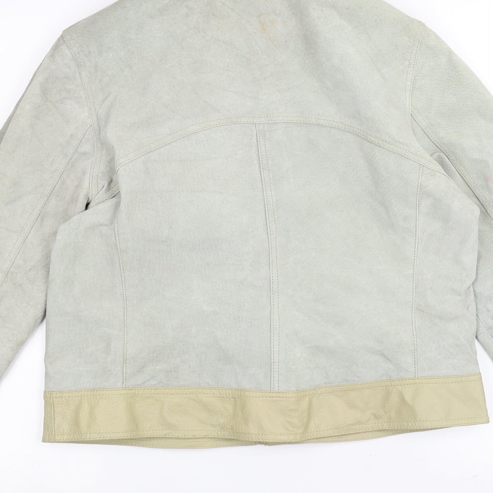 Brand and care label for company&co women’s green jacket, size M