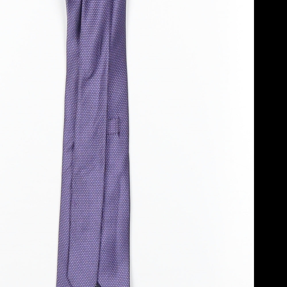 Brand and care label for Preworn men’s purple geometric pointed tie one size