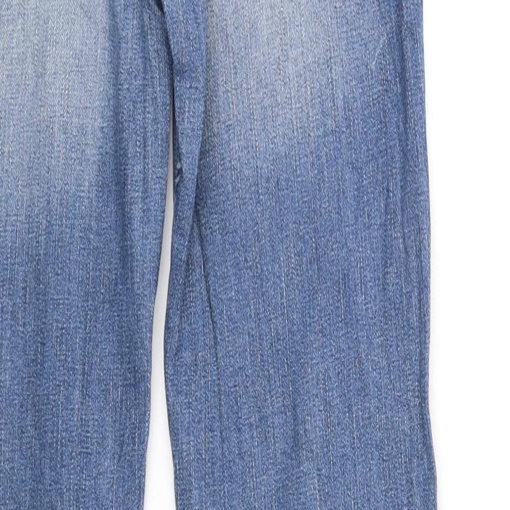 Brand and care label for Catie women’s blue straight jeans, size M, 32-inch leg
