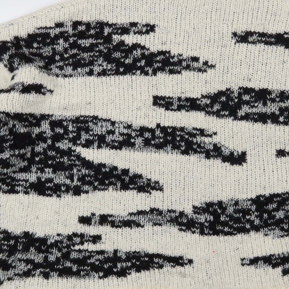 Brand and care label for New Look women’s beige animal print jumper, size M