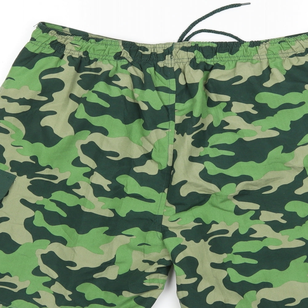 Tom Franks Mens Gold Camouflage  Bermuda Shorts Size L