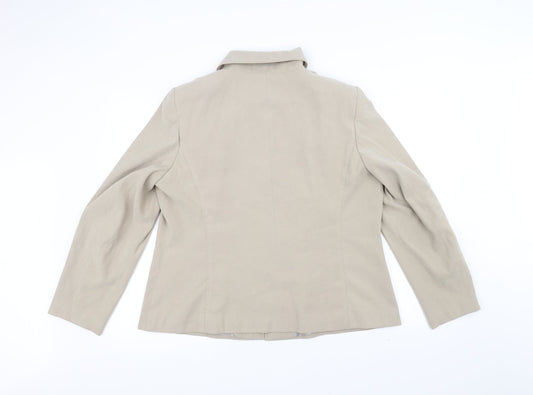 BM Womens White Jacket Size 18