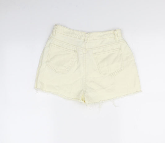 In the Style Womens Ivory Cut-Off Shorts Size 8