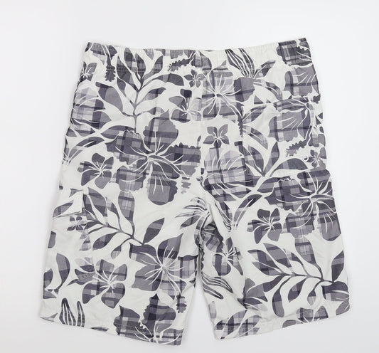 Cedar Wood State Mens White Floral Cargo Shorts Size S