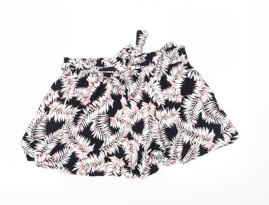 F&F Womens Black Floral Mom Shorts Size 10