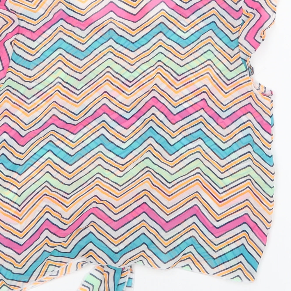 Brand and care label for Faded Glory girls’ pink geometric mesh basic t-shirt, size 10-11, years